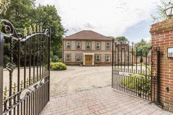 5 Bedroom Detached